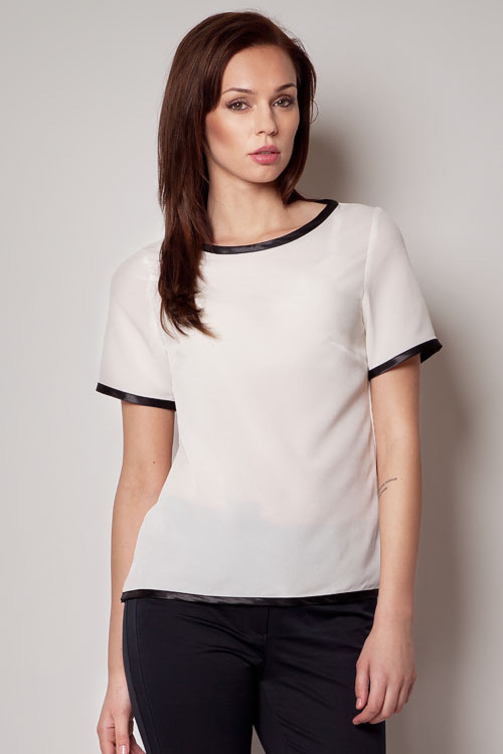 Blouse model 28005 - Lojahub